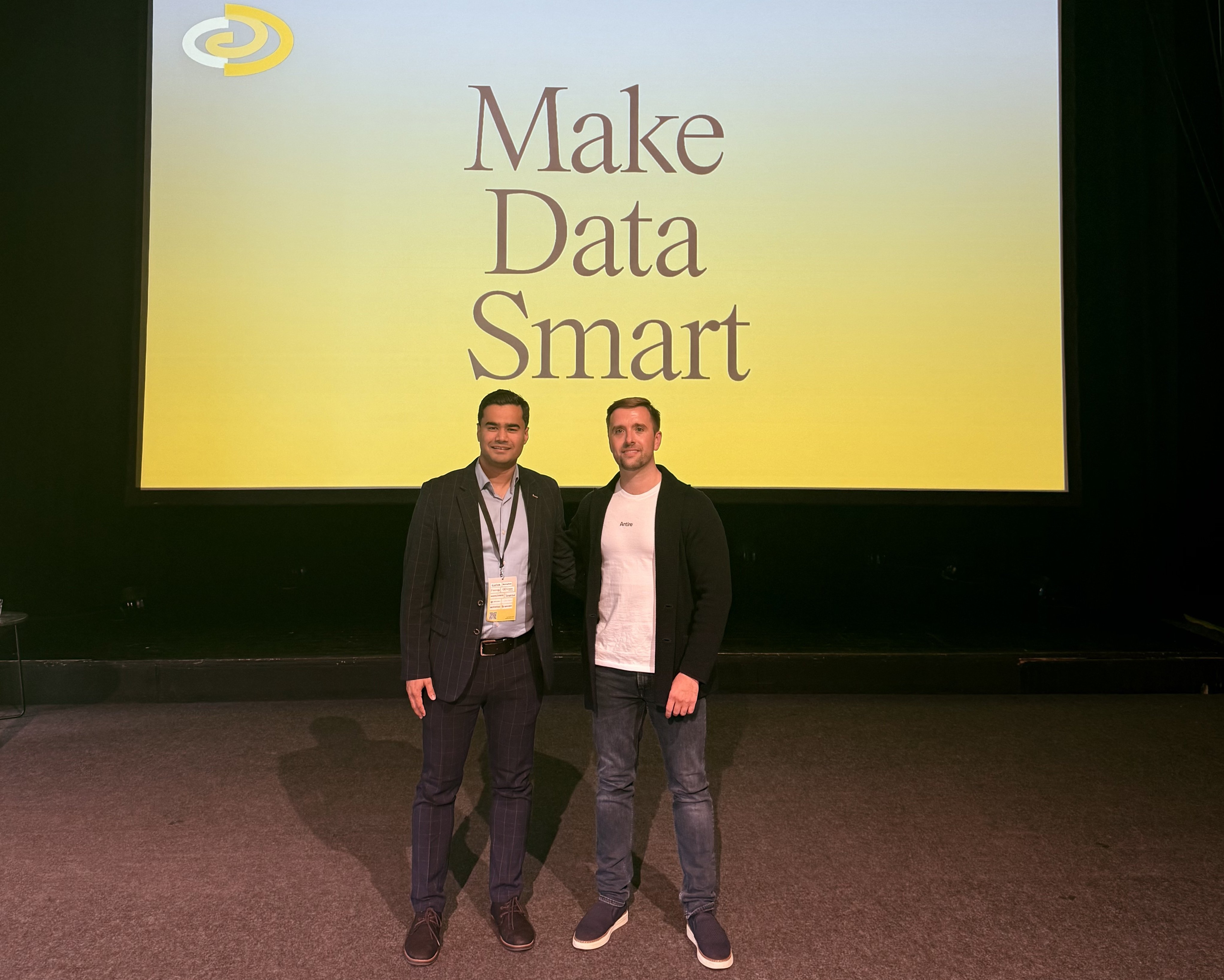 Peyma Kor and Jens Erik Kristiansen from Antire at the Make Data Smart 2025 Conference.