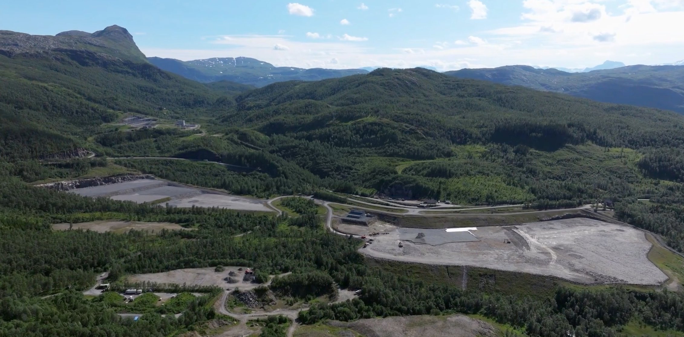 Stargate Norway plans to deliver renewable-powered, sovereign AI infrastructure, marking OpenAI's first gigafactory initiative in Europe together with Nscale and Aker ASA.
