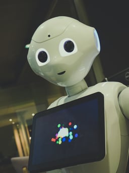 Robot with screen. AI Agent vs Agentic AI. 
